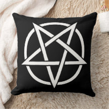 Wic blk 20×20 Throw Pillow