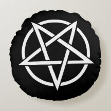 Wic blk Round Pillow